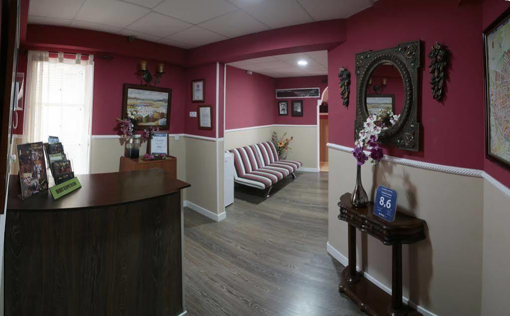 Hostal Londres Granada Bagian luar foto