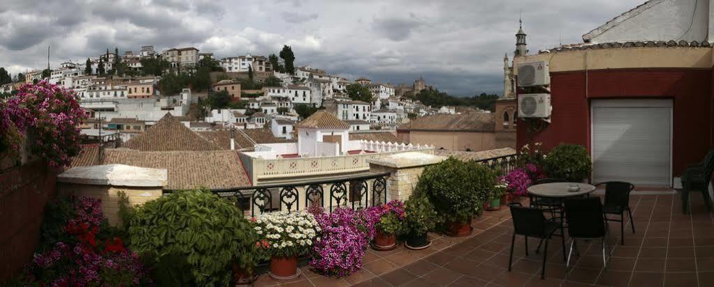 Hostal Londres Granada Bagian luar foto